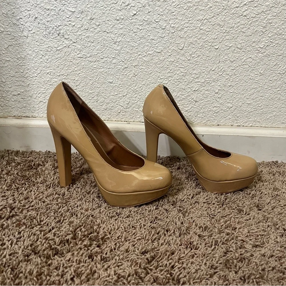 Steve Madden Women's Beige Heels